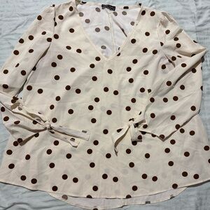 Chic Cream Polka Dot V-Neck Blouse
